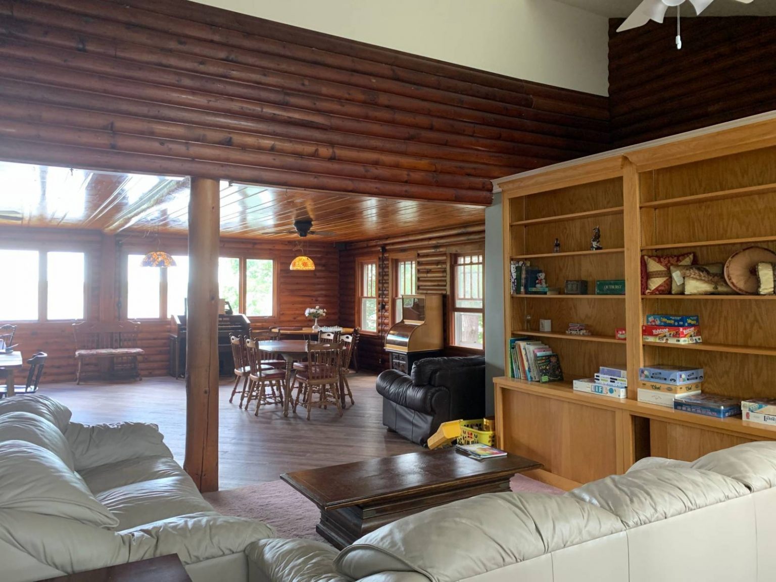 The Retreat at Lost Land Lake Wisconsin's Only Quiet Lakes Hayward, Wisconsin Unhurried